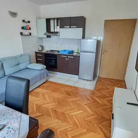 Apartment Silvestar *